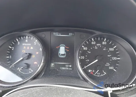 2017 Nissan Rogue Sv z USA, uszkodzony, nr VIN 5N1AT2MT2HC760027